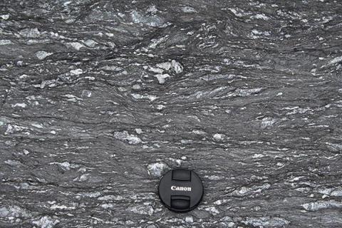 Rocks to study earthquakes